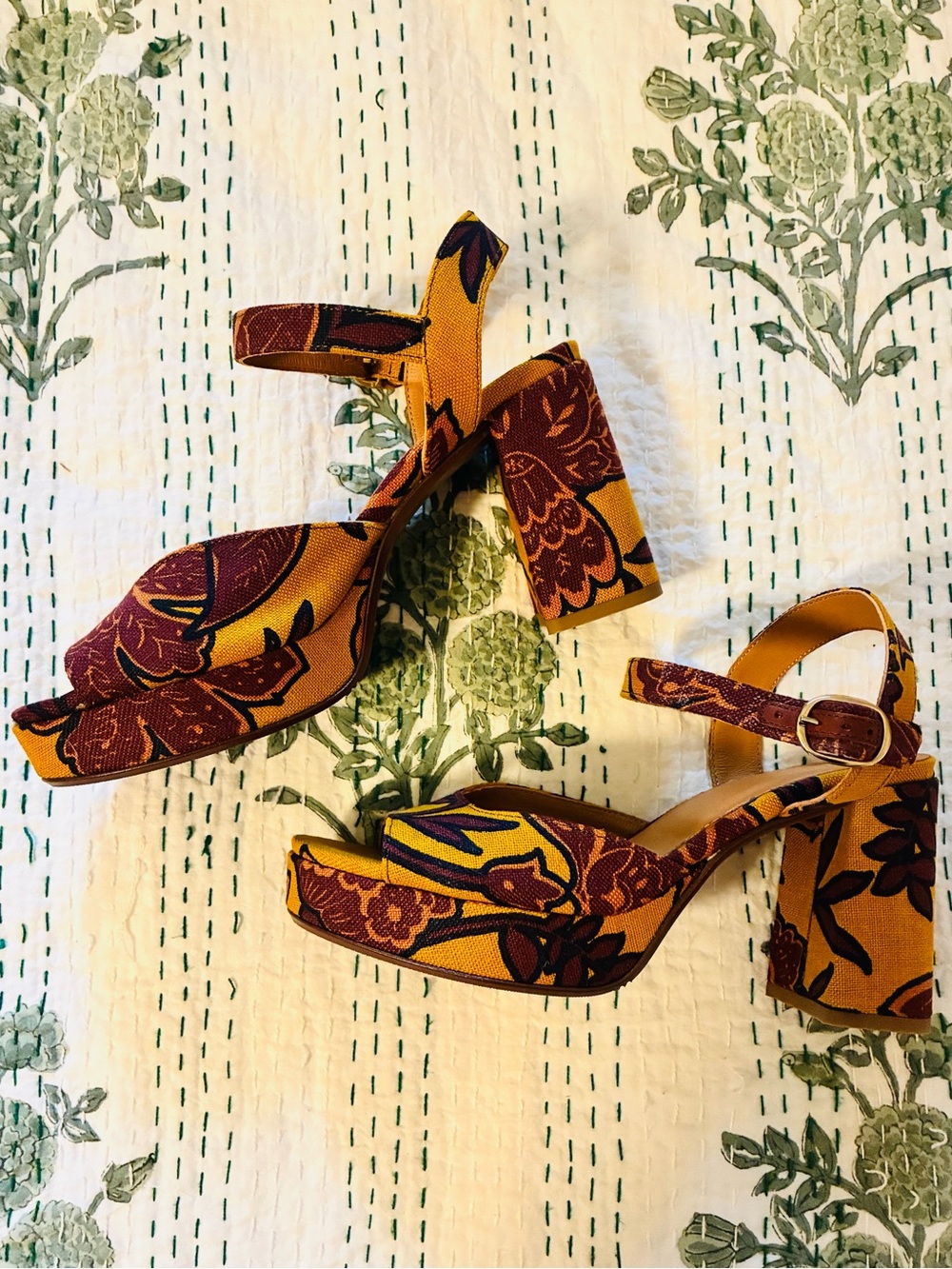 Sezane High Ginnie Sandals in Ochre Multicolor - Picture 5 of 10